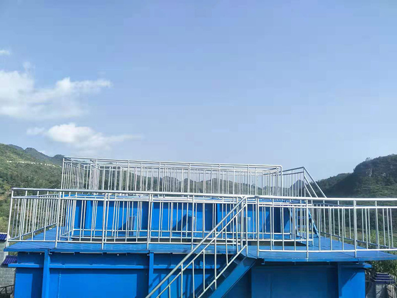 一體化凈水處理設(shè)備使用現(xiàn)場